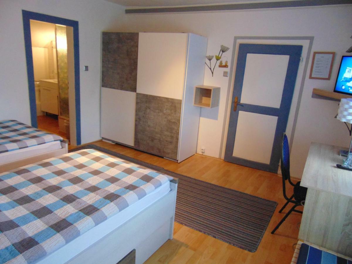 Hotel Garni "Adria" Виндхаген Экстерьер фото